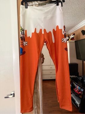 Disney Goofy Amazing Sports leggings